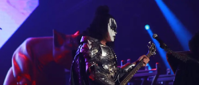 Рок-группа Kiss рассталась со своей музыкой и образами